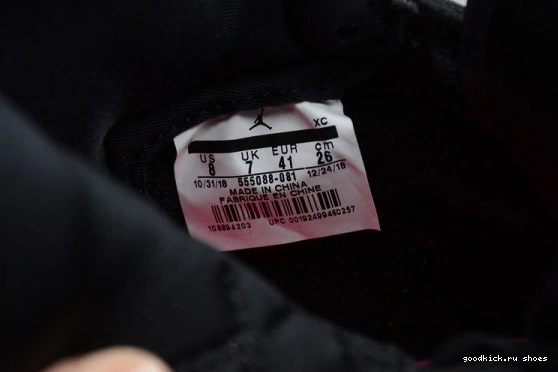 AIR RETRO CRIMSON TINT HIGH JORDAN BLACK 1 555088-081 555088-081 0301